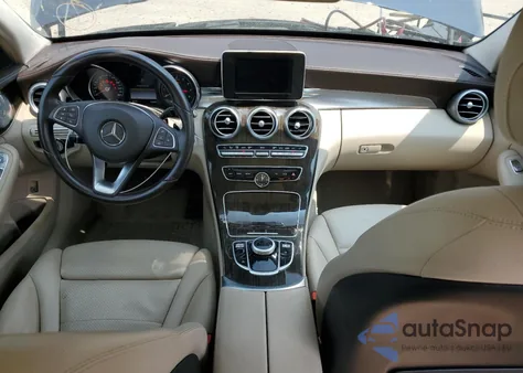 2015 Mercedes-Benz C 300 4Matic из США, поврежденный, VIN 55SWF4KB7FU059649